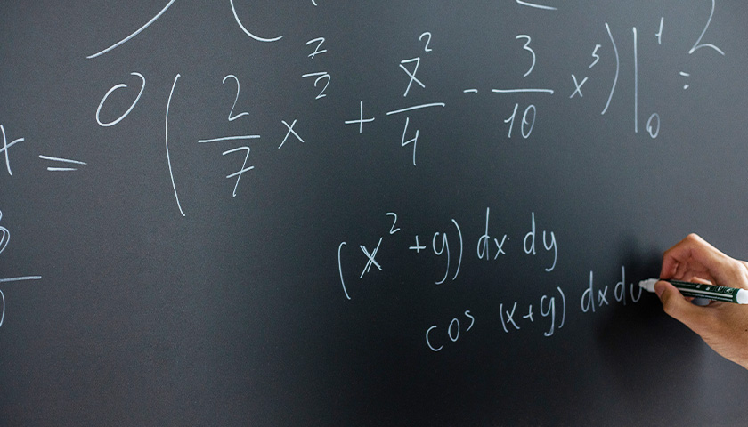 Teachers, Activists Push School Districts to Drop Calculus in the Name of Equity