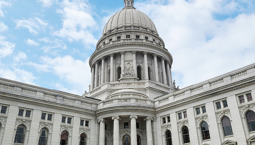 Wisconsin Senate Approves Plan to Charge Local Governments for Withholding Public Information