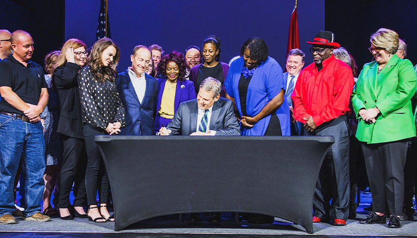 Governor Lee Proclaims the Month of May ‘Foster Care Month’ in Tennessee