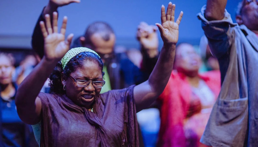 ‘Faith and Wellness’ Report Finds 99 Percent of Evangelicals Believe Prayer and Active Faith Contribute to Positive Mental Health