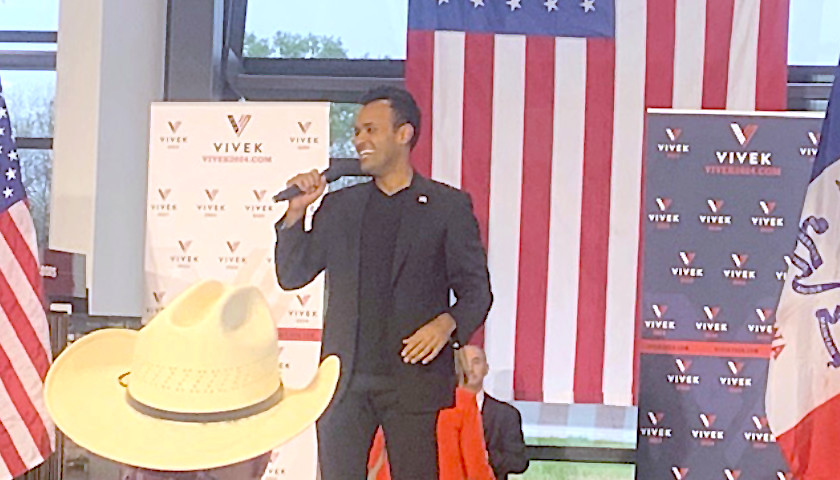 Millennial GOP Presidential Candidate Vivek Ramaswamy Proposes Amendment to Raise Voting Age at Iowa Campaign Rally