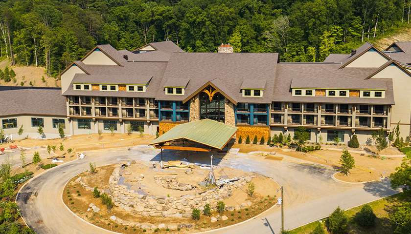 Dollywood’s HeartSong Lodge and Resort to Is Open for Reservation Bookings