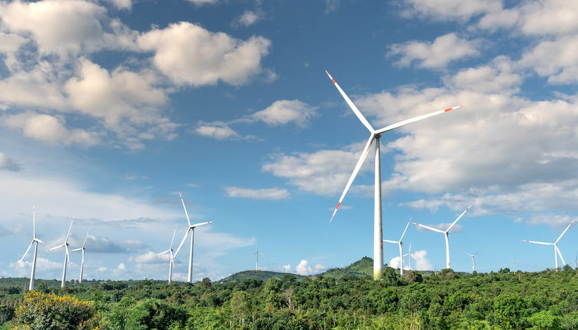 Pennsylvania National Guard Warns Proposed Wind Farm Poses Safety Threat