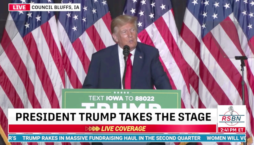 Stumping in Iowa, Trump Calls the 2024 Presidential Race ‘The Final Battle’