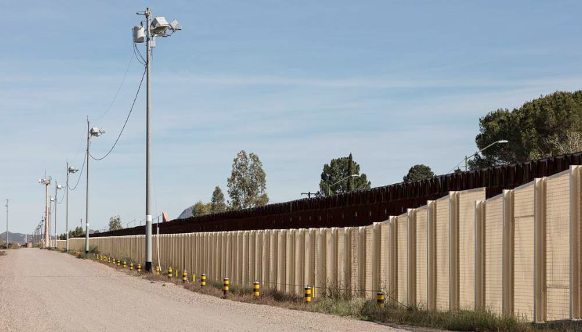 Man Dies After Falling from Border Fence in Arizona