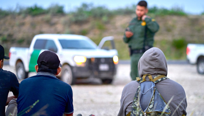 Poll: Americans Overwhelmingly Concerned About Situation at Border