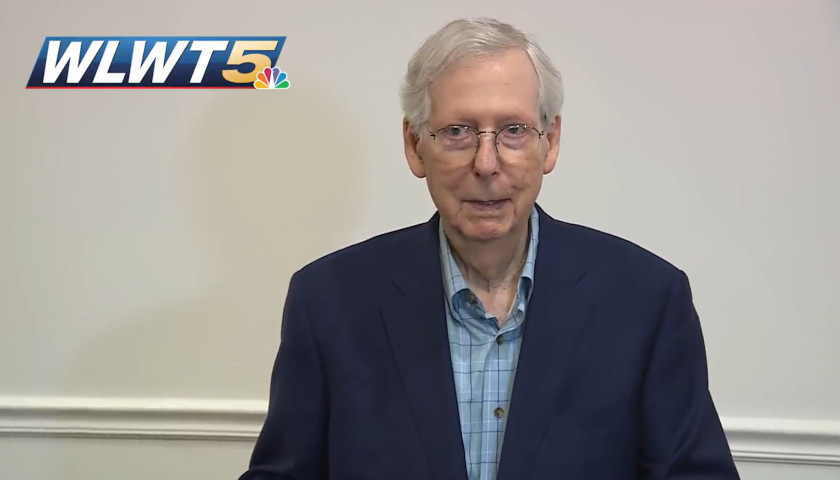 McConnell Appears to Freeze Again at Press Conference