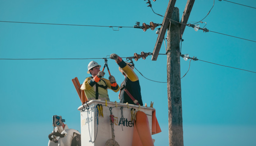 Florida Regulators Hold First Hearing on Storm Preparation Charges for Utilities