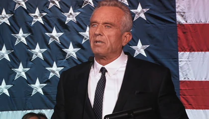 RFK Jr. Rips DNC in Letter Before Delegate Procedure Vote, Says DNC Has ‘Hijacked the Party Leadership’