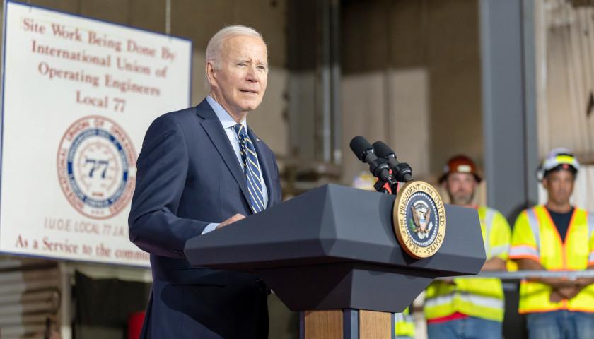 Trump Up 9 Points on Biden as Voters Fret About President’s Age, Economy