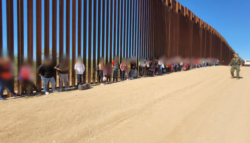 Border Patrol Email: Plan to Mass Release Illegal Border Crossers from Crowded Facilities