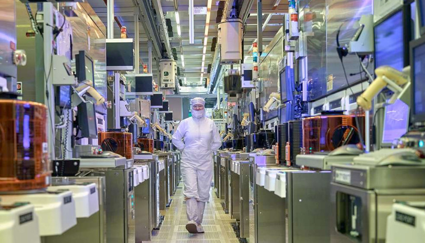 TSMC Reportedly Delays Equipment Deliveries to Arizona Semiconductor Factory