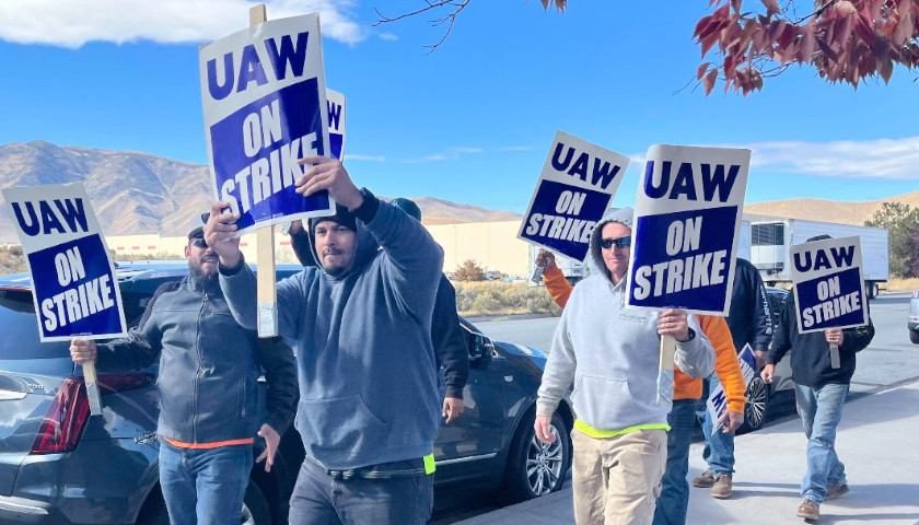 More Americans Back UAW Strikers than Automakers: Poll