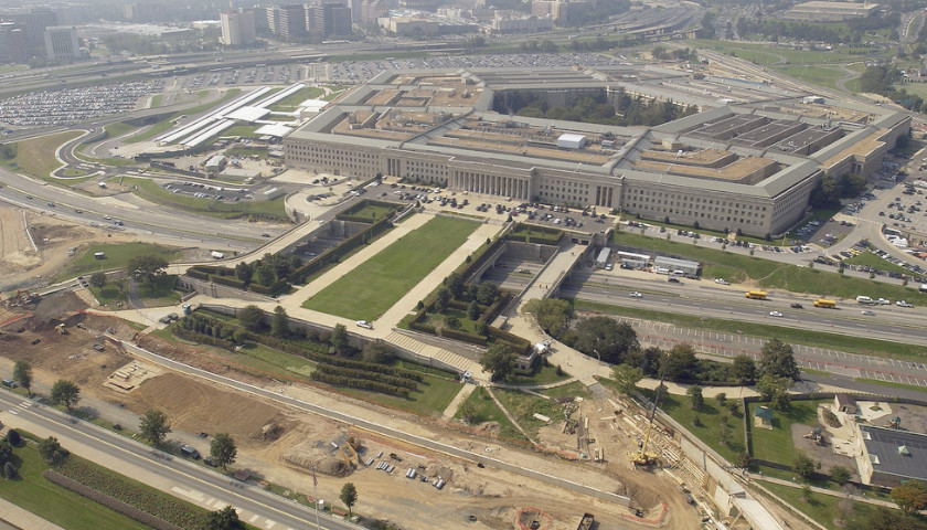New Pentagon Memo Reveals Almost 300 Reports of Potential UFO Encounters Since August 2022