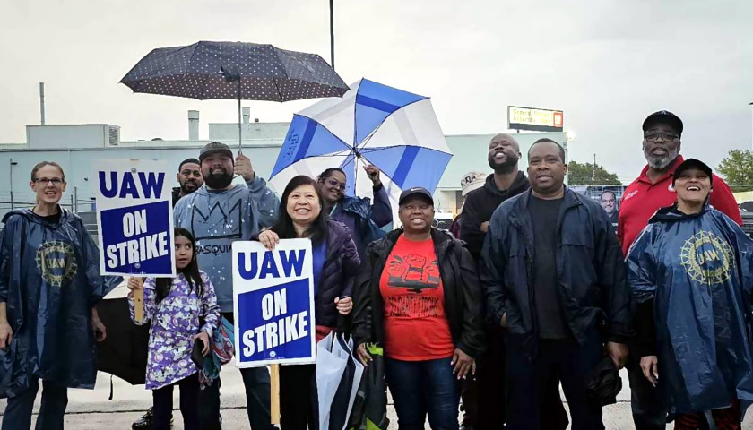 Report: UAW, General Motors Reach Tentative Agreement to End Auto Strike
