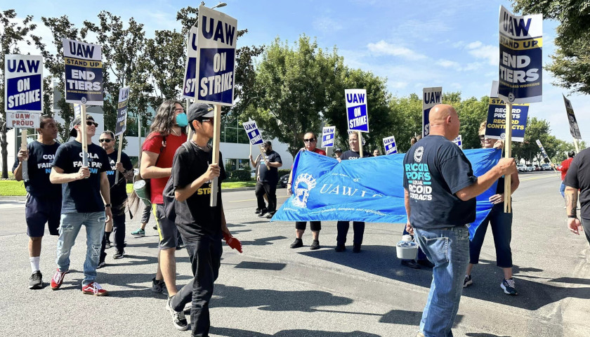 Pennsylvania State House OKs Jobless Benefits for Striking Workers