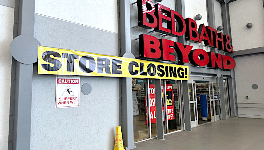 Retailers Closed Down over 4,600 Stores in 2023, with More to Come in 2024