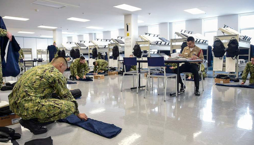 Pentagon Falls 41,000 Short of Reduced Military Recruitment Goals