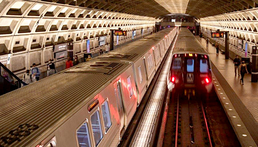 Virginia U.S. Senators Kaine and Warner Request $30 Million to Ease Looming Washington Metropolitan Area Transit Authority Shortfall