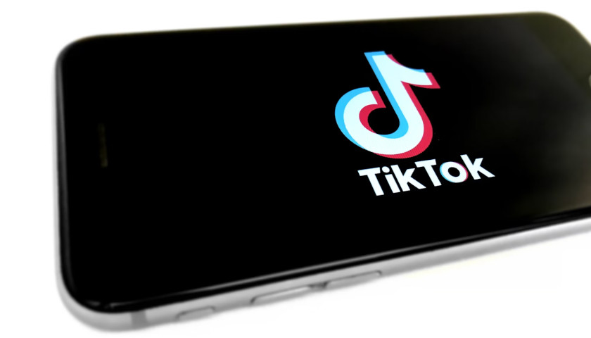 Gov. Youngkin’s Plan to Ban TikTok for Minors Dies Without Vote in House of Delegates