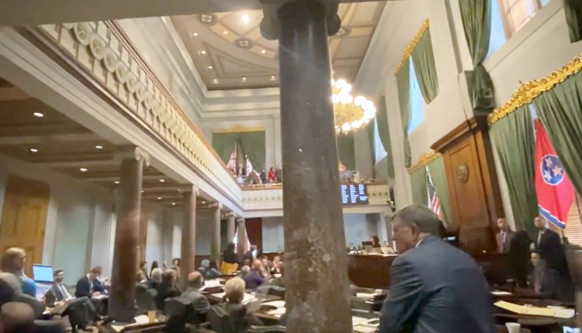 Tennessee Senate Passes Bill to Arm Teachers After Gallery Cleared Due to Outbursts