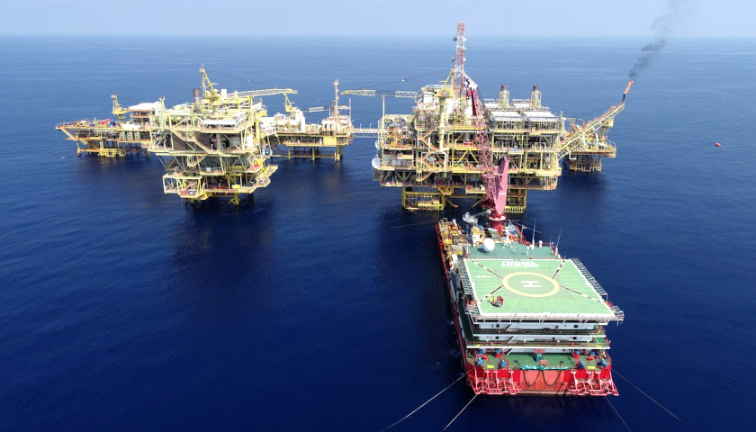 Offshore Oil Platform