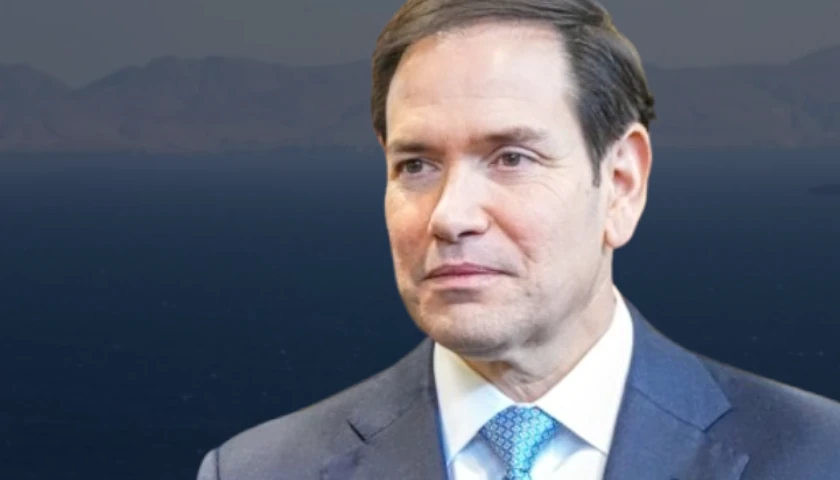 Iran, Oman in Talks About Passage Fees in Strait of Hormuz, Rubio Says ‘Not Acceptable’